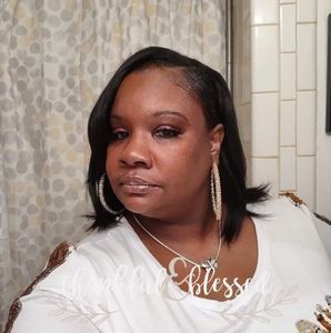 Meet your Posher, Lakeisha